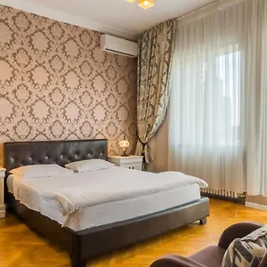 Deluxe Cismigiu Park Apartment Bucharest